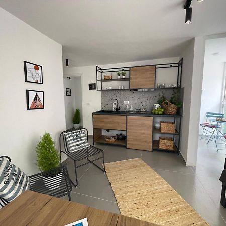 Vela Apartaments 4 Sarandë Exteriör bild
