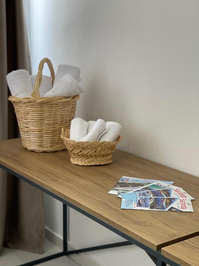 Vela Apartaments 4 Sarandë Exteriör bild